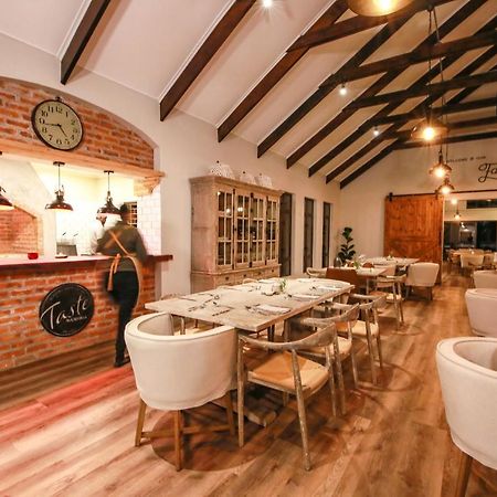 Otjiwa Safari Lodge Otjiwarongo Luaran gambar