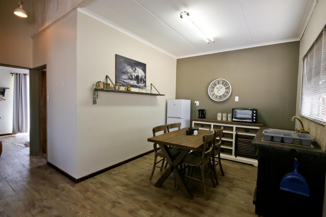 Otjiwa Safari Lodge Otjiwarongo Luaran gambar